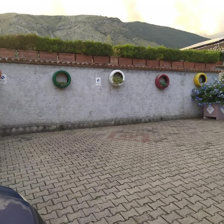 Casa Vacanze B&G マラテーア エクステリア 写真